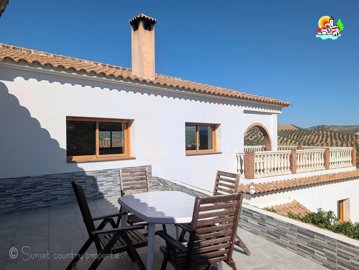 Kitchen terrace v.jpg