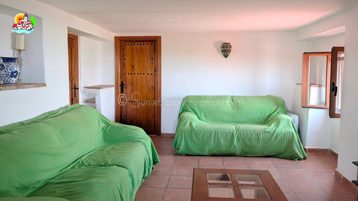 Image No.29-5 Bed Property for sale