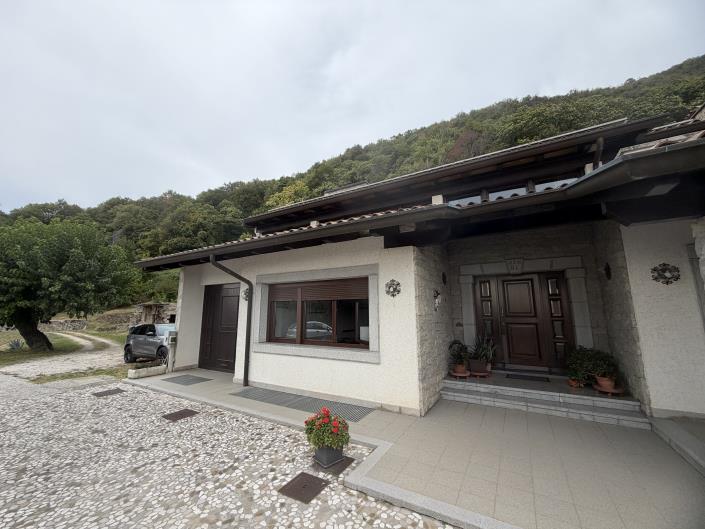Image No.26-4 Bed House/Villa for sale