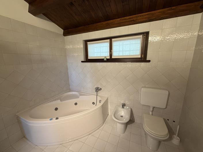 Image No.17-4 Bed House/Villa for sale