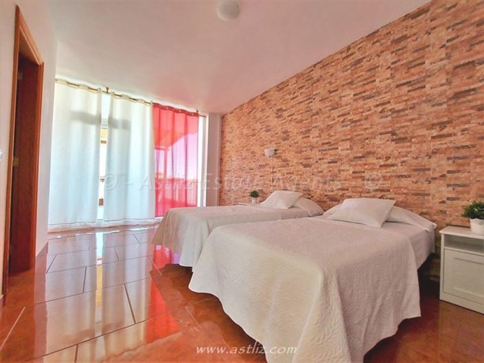 Image No.12-Villa de 4 chambres à vendre à Playa Paraiso