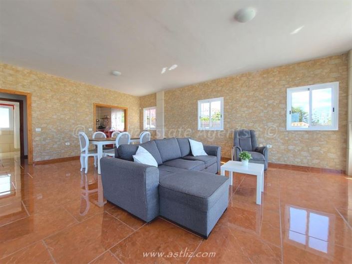 Image No.6-Villa de 4 chambres à vendre à Playa Paraiso