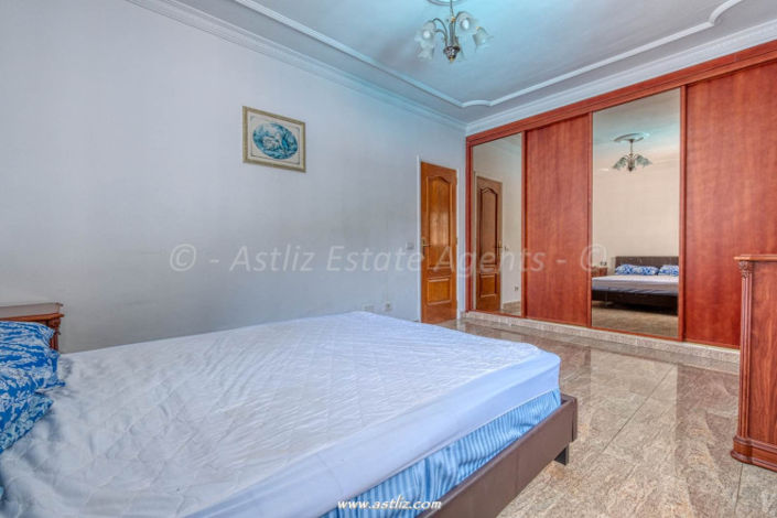 Image No.31-2 Bed Villa for sale