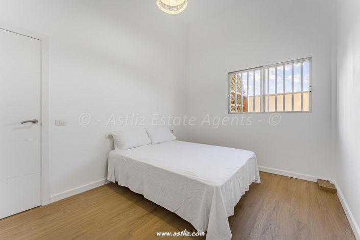 Image No.9-Appartement de 1 chambre à vendre à Los Abrigos