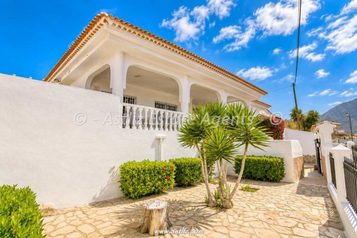 Image No.23-4 Bed Villa for sale