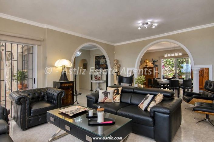 Image No.3-4 Bed Villa for sale