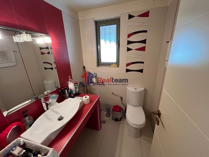 Image No.11-5 Bed House for sale