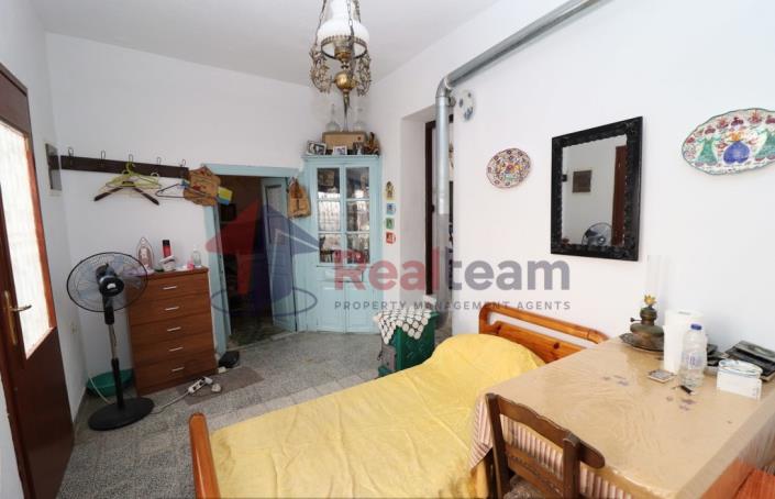 Image No.54-1 Bed Property for sale