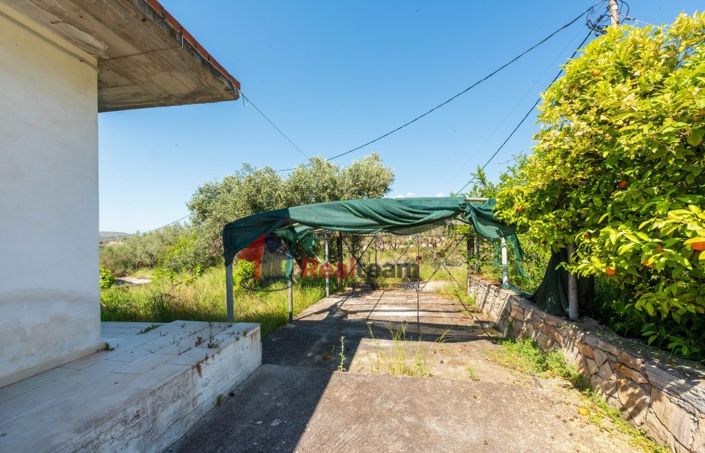 Image No.14-2 Bed Property for sale