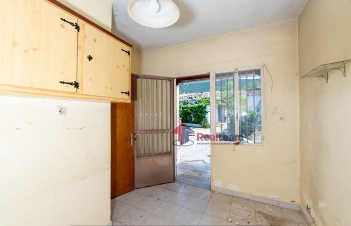Image No.6-2 Bed Property for sale