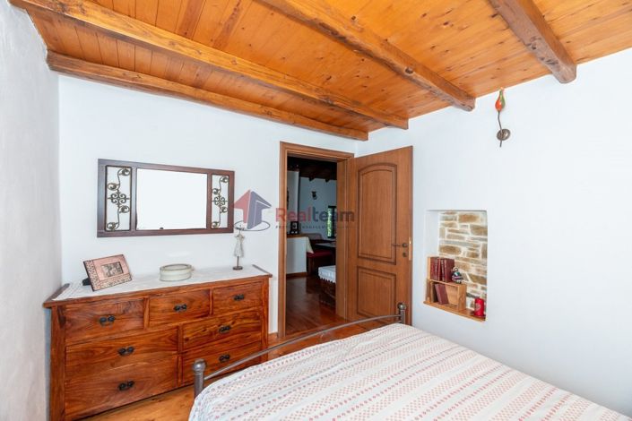 Image No.40-3 Bed Maisonette for sale