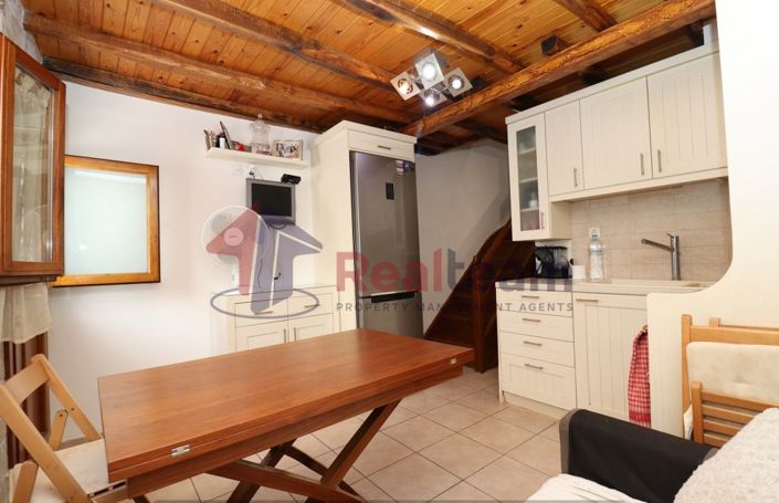 Image No.6-2 Bed Property for sale