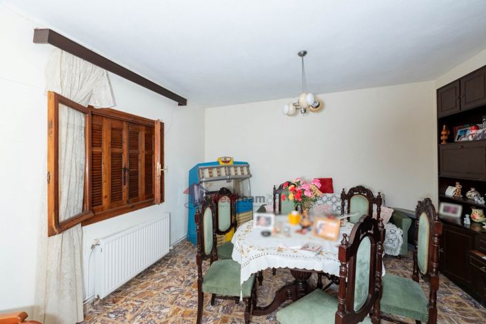 Image No.11-2 Bed Property for sale