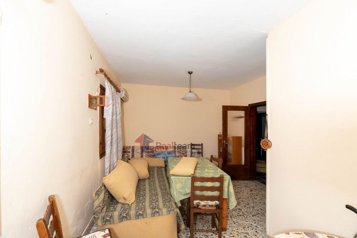 Image No.15-2 Bed Property for sale