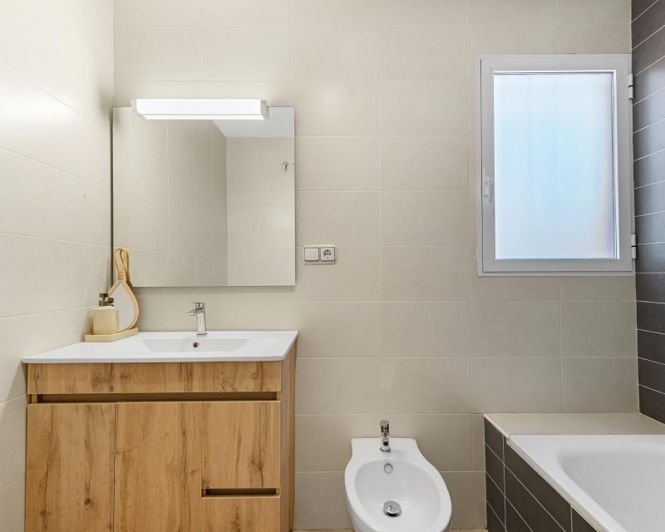 Image No.39-1 Bed Apartment for sale
