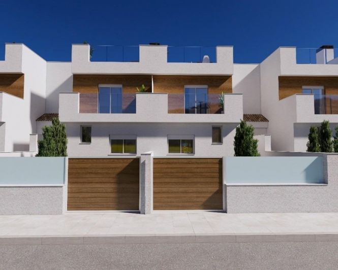 Image No.17-3 Bed Townhouse for sale