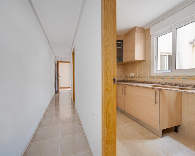 Image No.16-2 Bed Apartment for sale