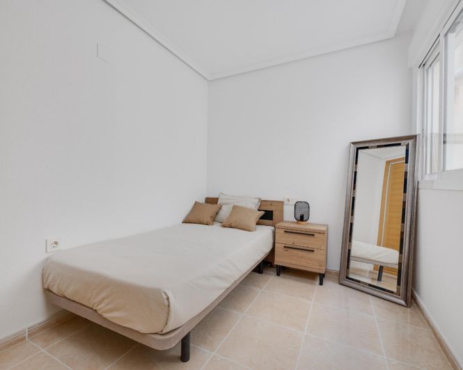 Image No.24-2 Bed Apartment for sale