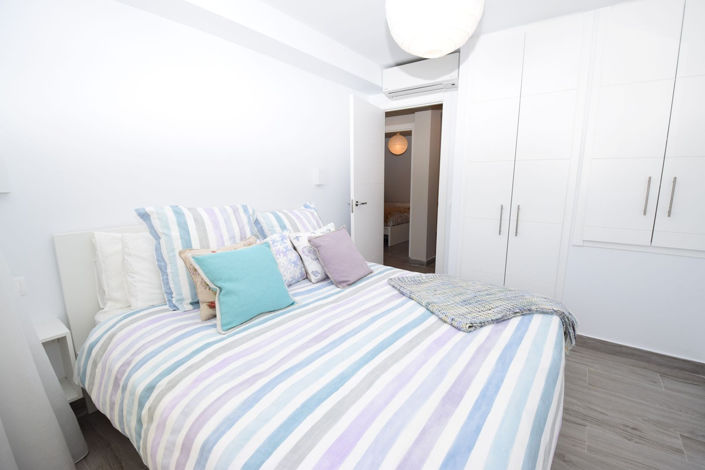 Image No.14-4 Bed Property for sale