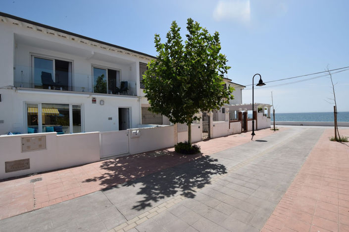 Image No.3-4 Bed Property for sale