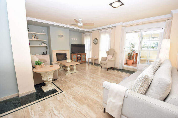 Image No.2-3 Bed Property for sale