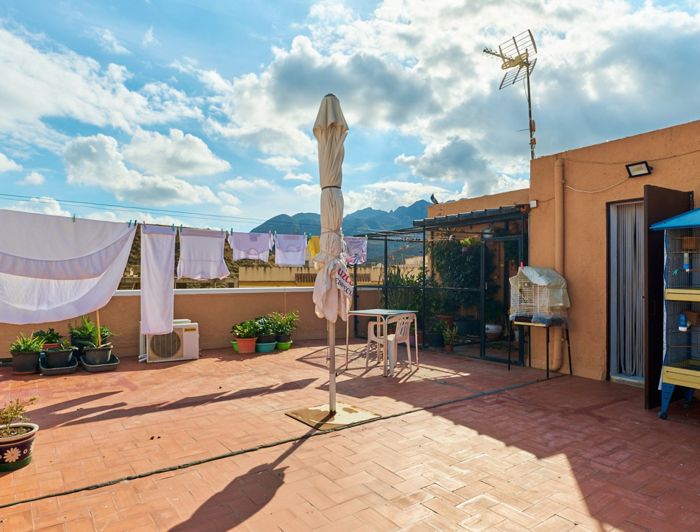 Image No.2-3 Bed Semi-Detached for sale