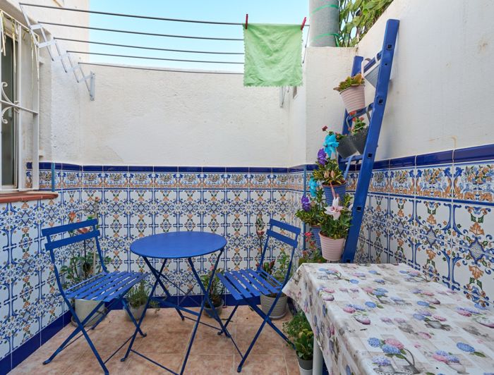 Image No.25-3 Bed Semi-Detached for sale