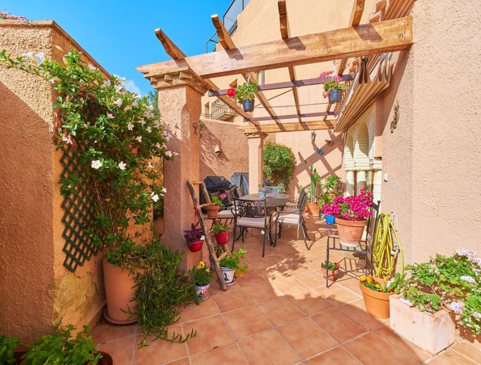 Image No.3-3 Bed Townhouse for sale