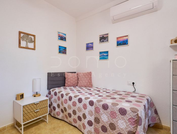 Image No.23-3 Bed Townhouse for sale