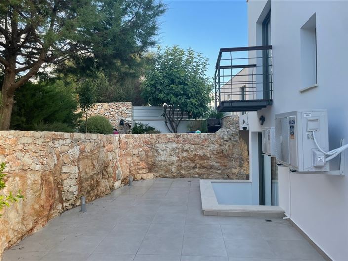 Image No.7-3 Bed Villa for sale