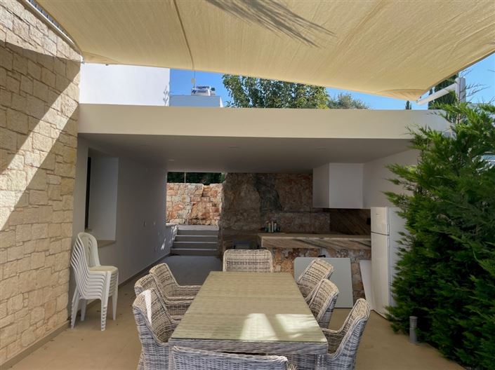 Image No.8-3 Bed Villa for sale