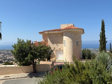 Detached Villa For Sale  in  Acheleia