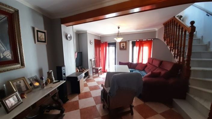 Image No.4-3 Bed Townhouse for sale