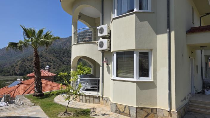 Image No.21-3 Bed Villa for sale