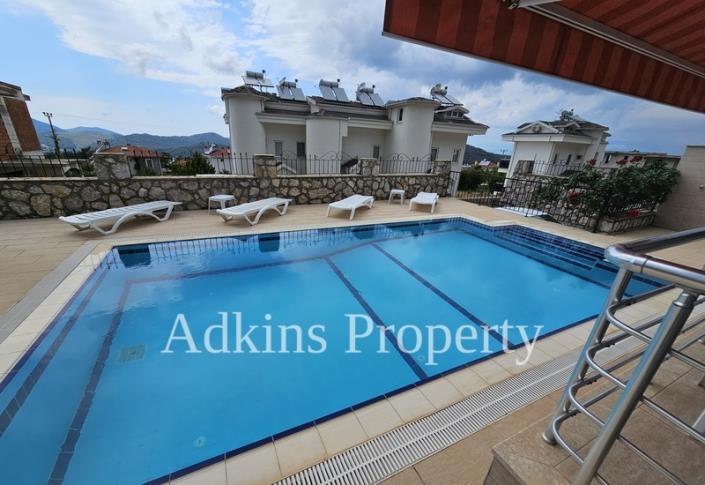 Image No.29-5 Bed Villa / Detached for sale