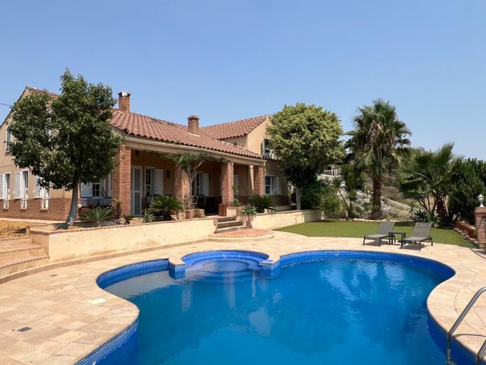 Image No.6-5 Bed Villa for sale