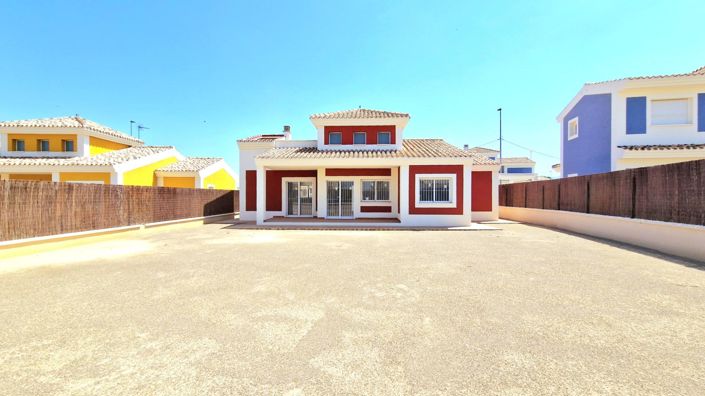 Image No.7-3 Bed Villa for sale