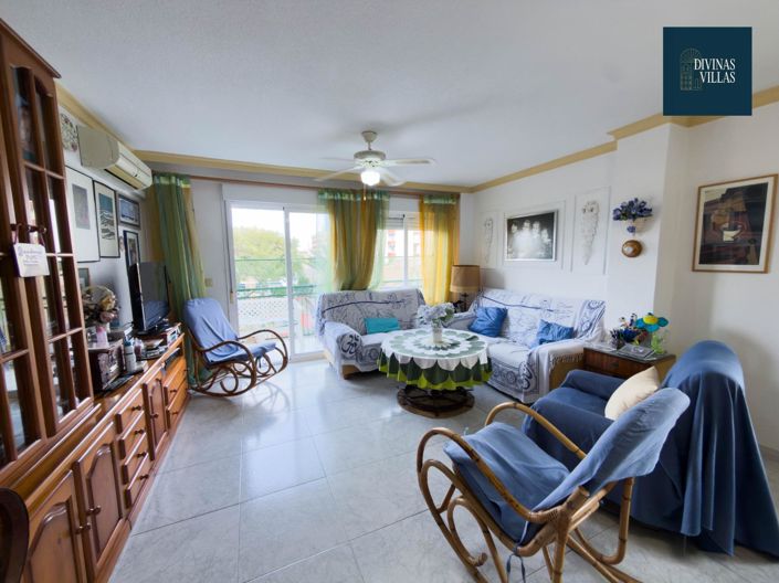 Image No.2-4 Bed Flat for sale