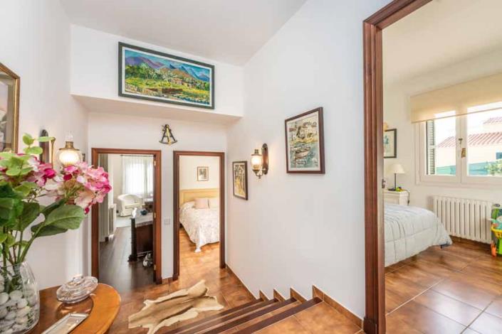 Image No.10-4 Bed House/Villa for sale