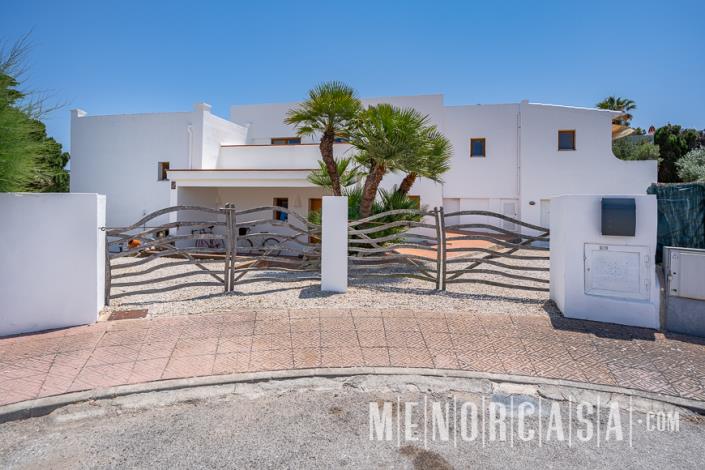 Image No.47-6 Bed Villa / Detached for sale