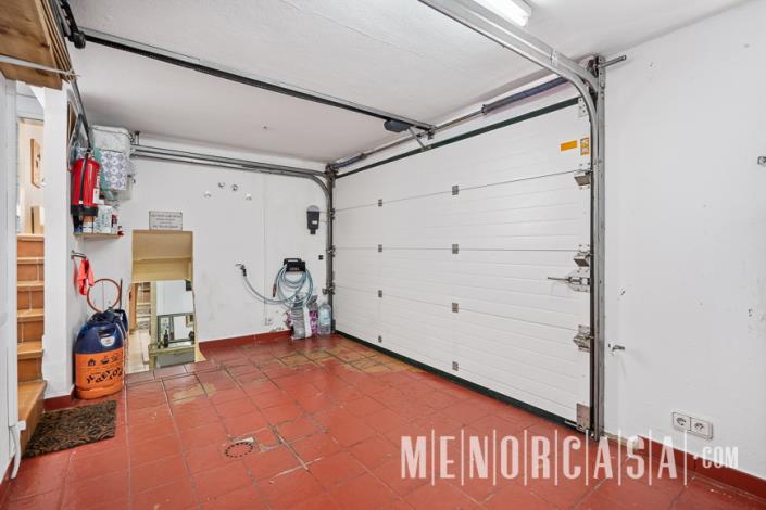 Image No.37-3 Bed Townhouse for sale