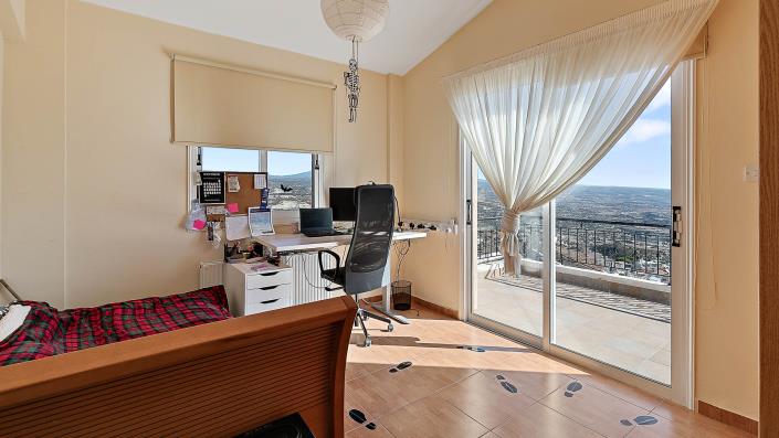 Image No.22-3 Bed Villa / Detached for sale