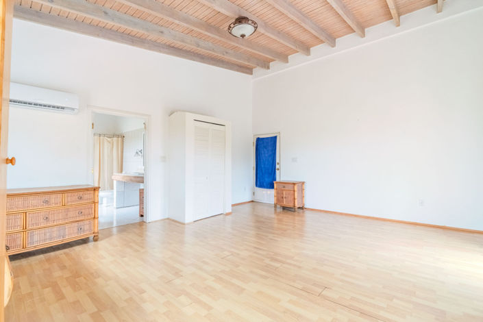 Image No.22-5 Bed Villa for sale
