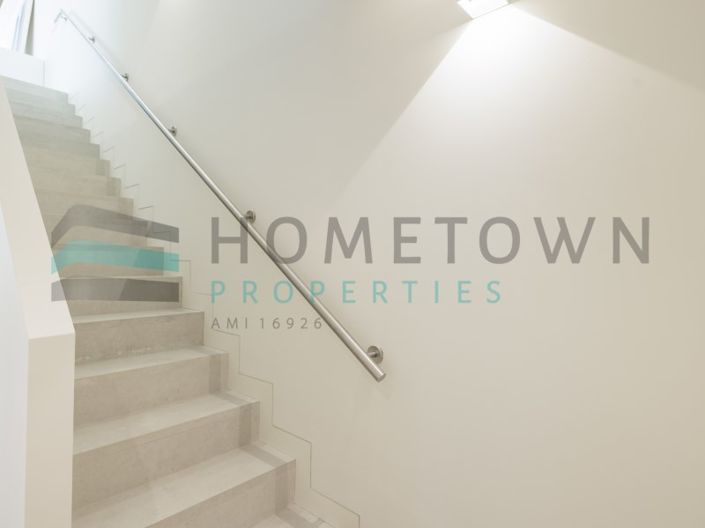 Image No.17-2 Bed House for sale