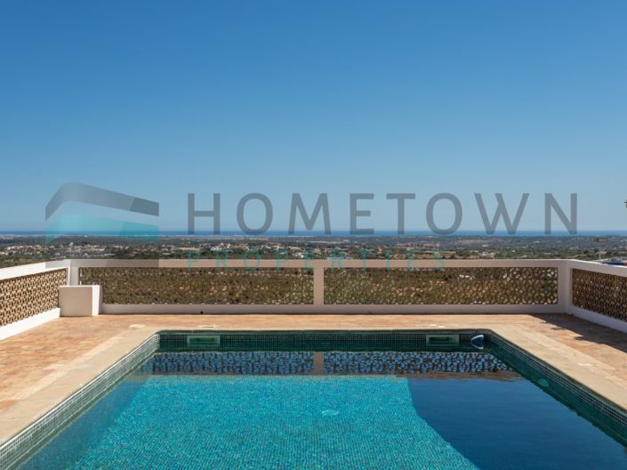 Image No.40-4 Bed House for sale