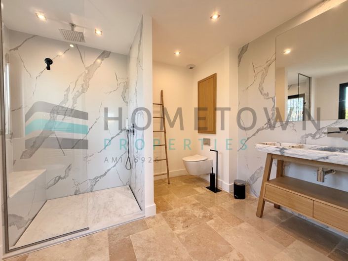 Image No.17-3 Bed House for sale