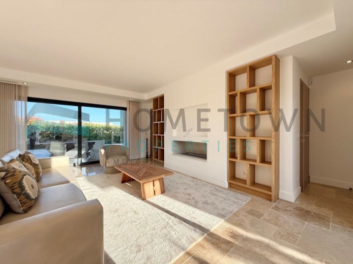 Image No.2-3 Bed House for sale