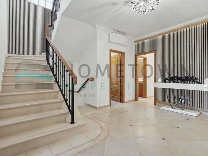 Image No.18-5 Bed House for sale