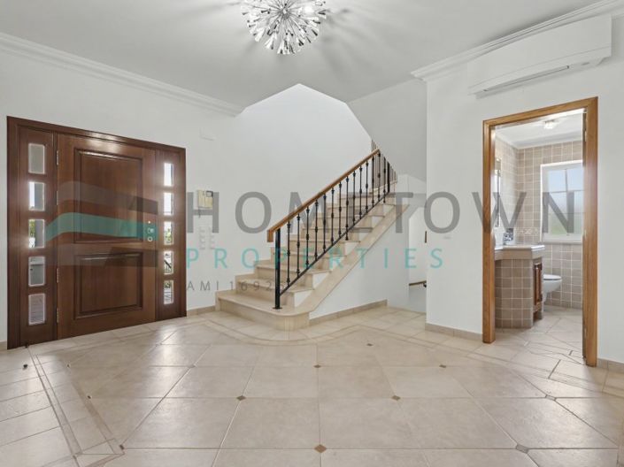 Image No.26-5 Bed House for sale