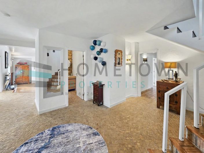 Image No.10-4 Bed House for sale